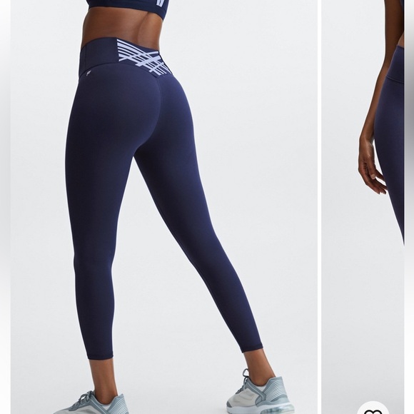 Fabletics boost power hold 7/8 leggings - Picture 4 of 7